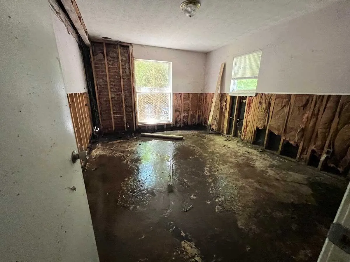 Water Damage Restoration services in Oak Grove, KY